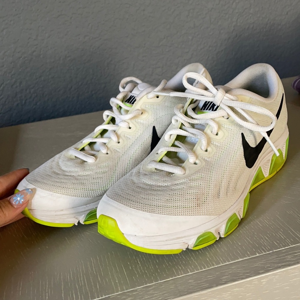 Nike air sole size 7.5 barely worn
